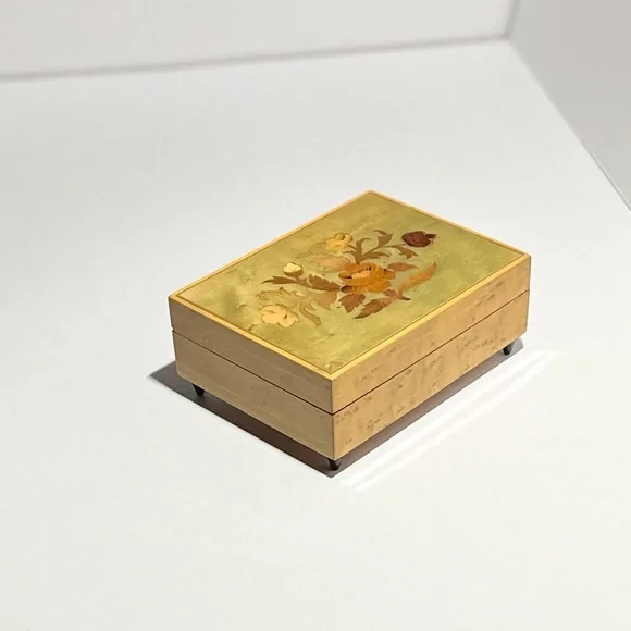 Vintage REUGE Floral Music Box